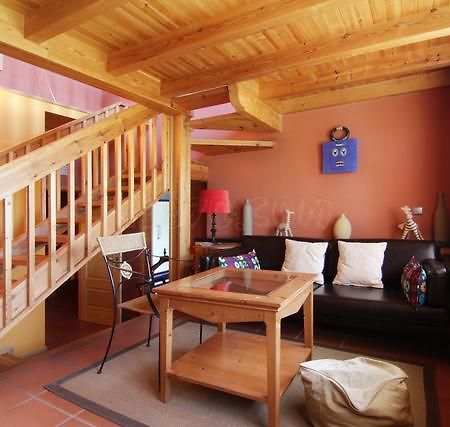 Hotel Sara De Ur La Cabrera Eksteriør billede