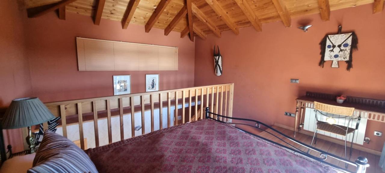 Hotel Sara De Ur La Cabrera Eksteriør billede