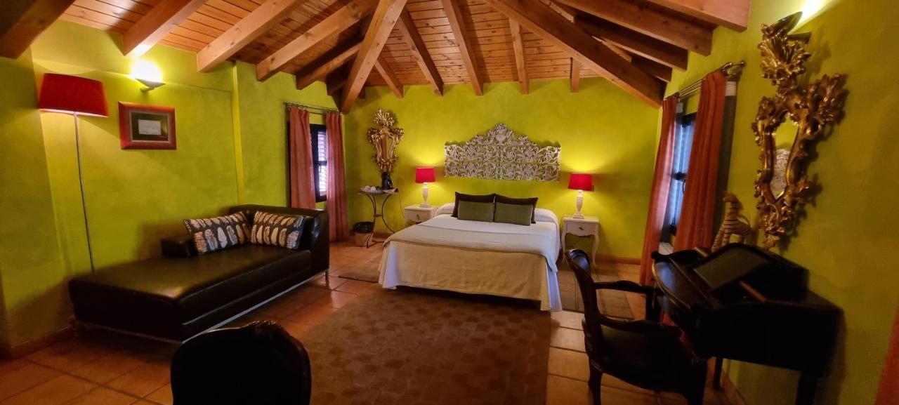 Hotel Sara De Ur La Cabrera Eksteriør billede