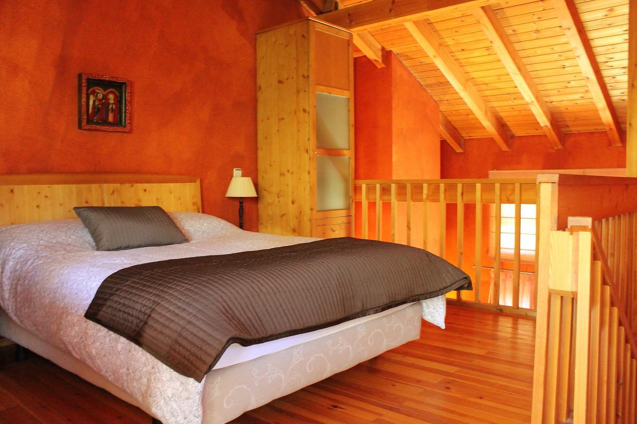 Hotel Sara De Ur La Cabrera Eksteriør billede