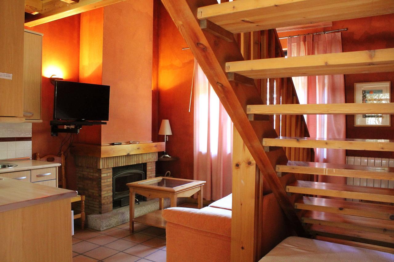 Hotel Sara De Ur La Cabrera Eksteriør billede
